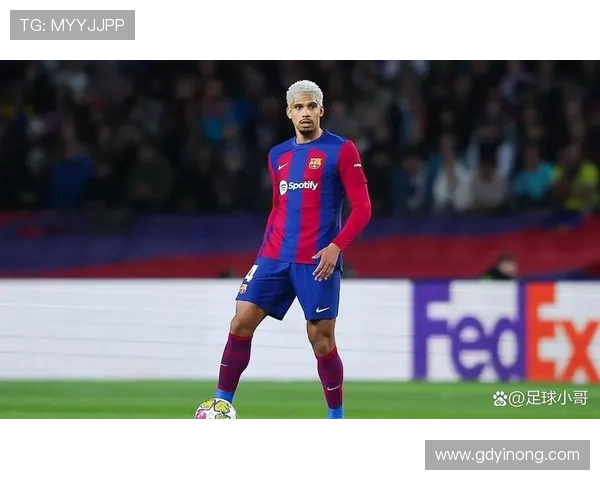 阿劳霍正常训练 巴萨暂无新伤员复出 阿劳霍正常训练 巴萨暂无新伤员复出